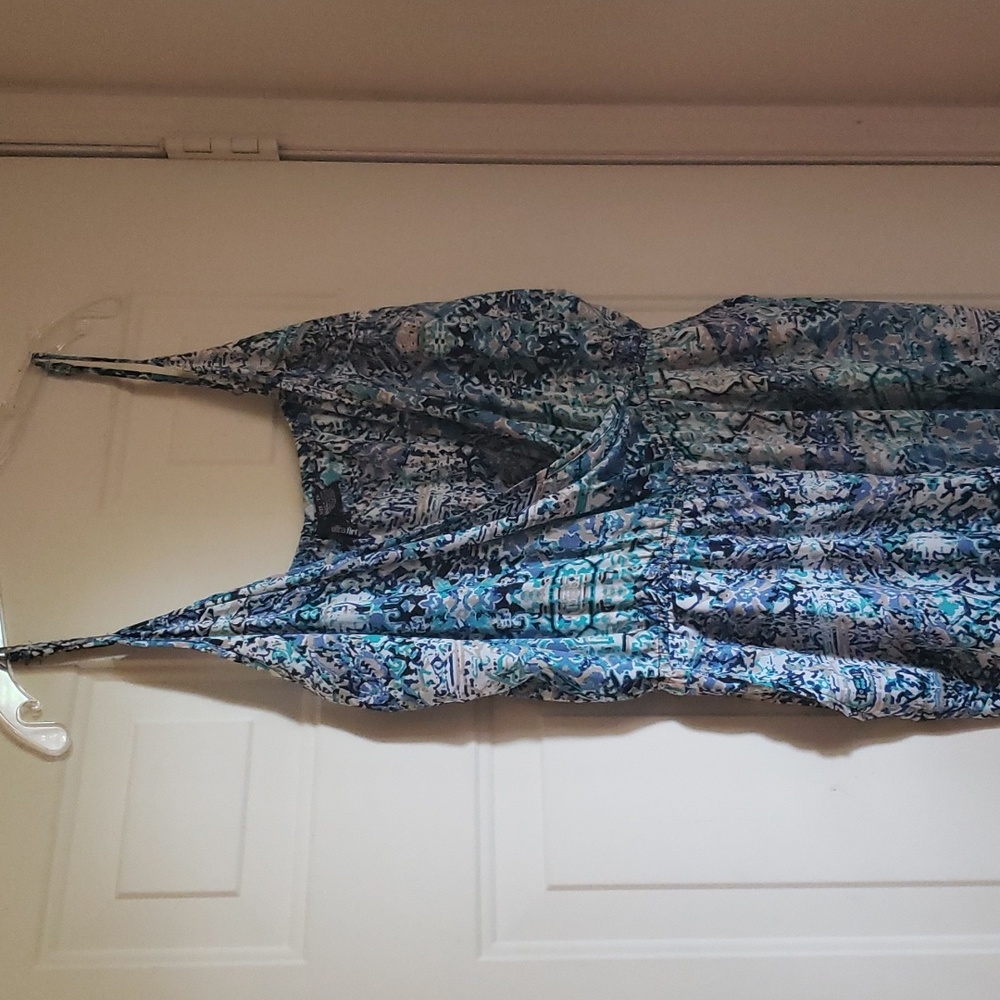 Flare Leg Jumpsuit with pockets - Picture 5 of 8